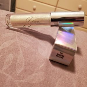 MAC Selena La Reina Lipgloss